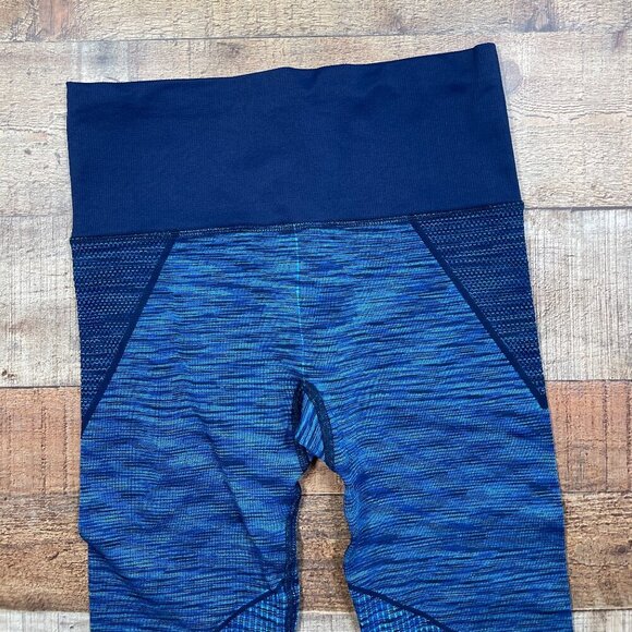 Athleta Blue Verigated Leggings size Small - Picture 4 of 4